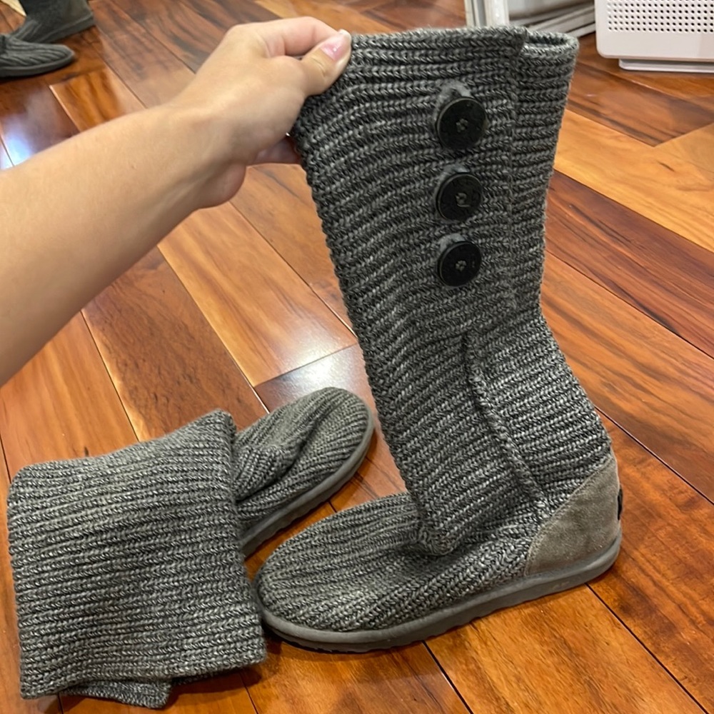 Ugg sweater boots
